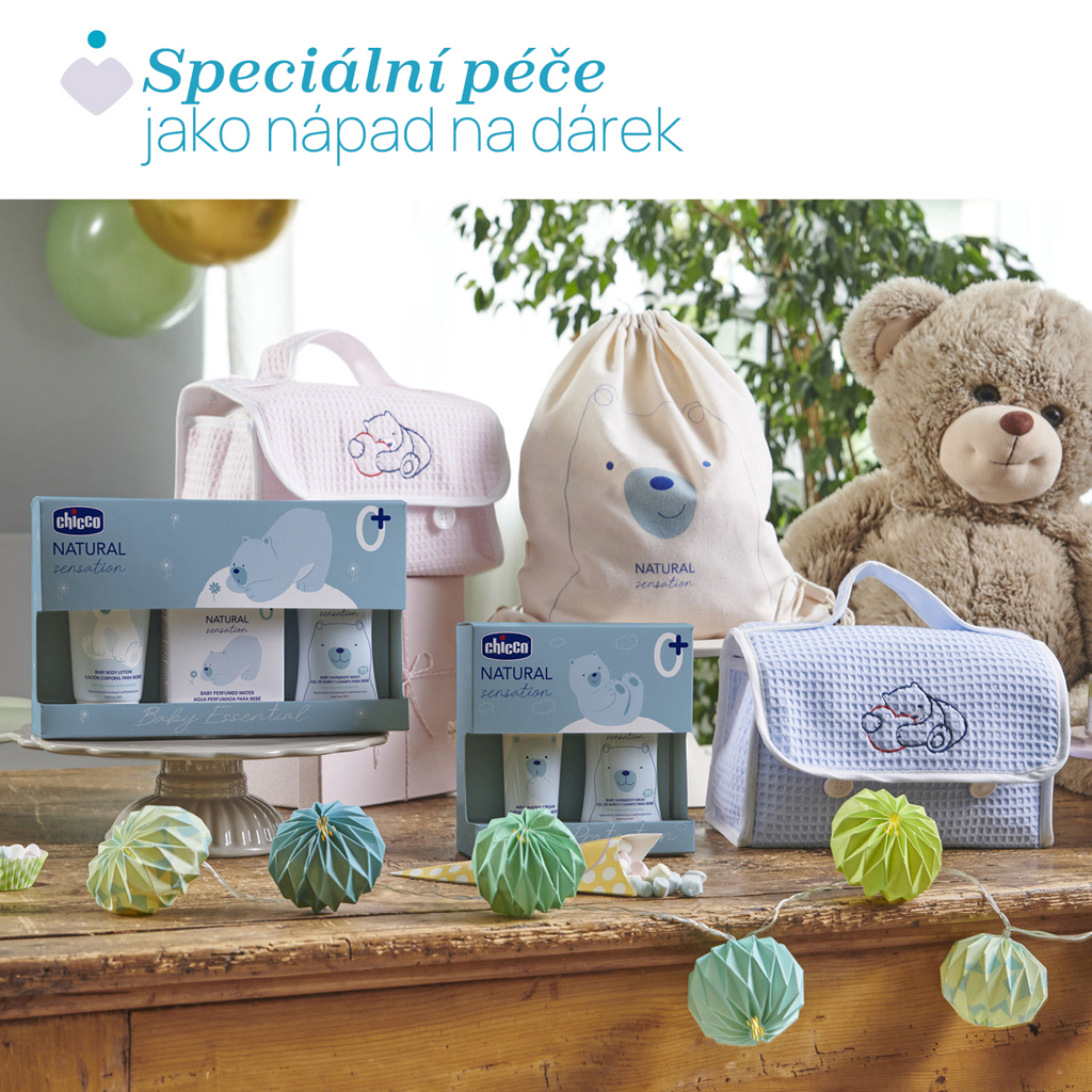 CHICCO Darčeková sada kozmetiky Natural Sensation + silikónová umývacia hubka labka