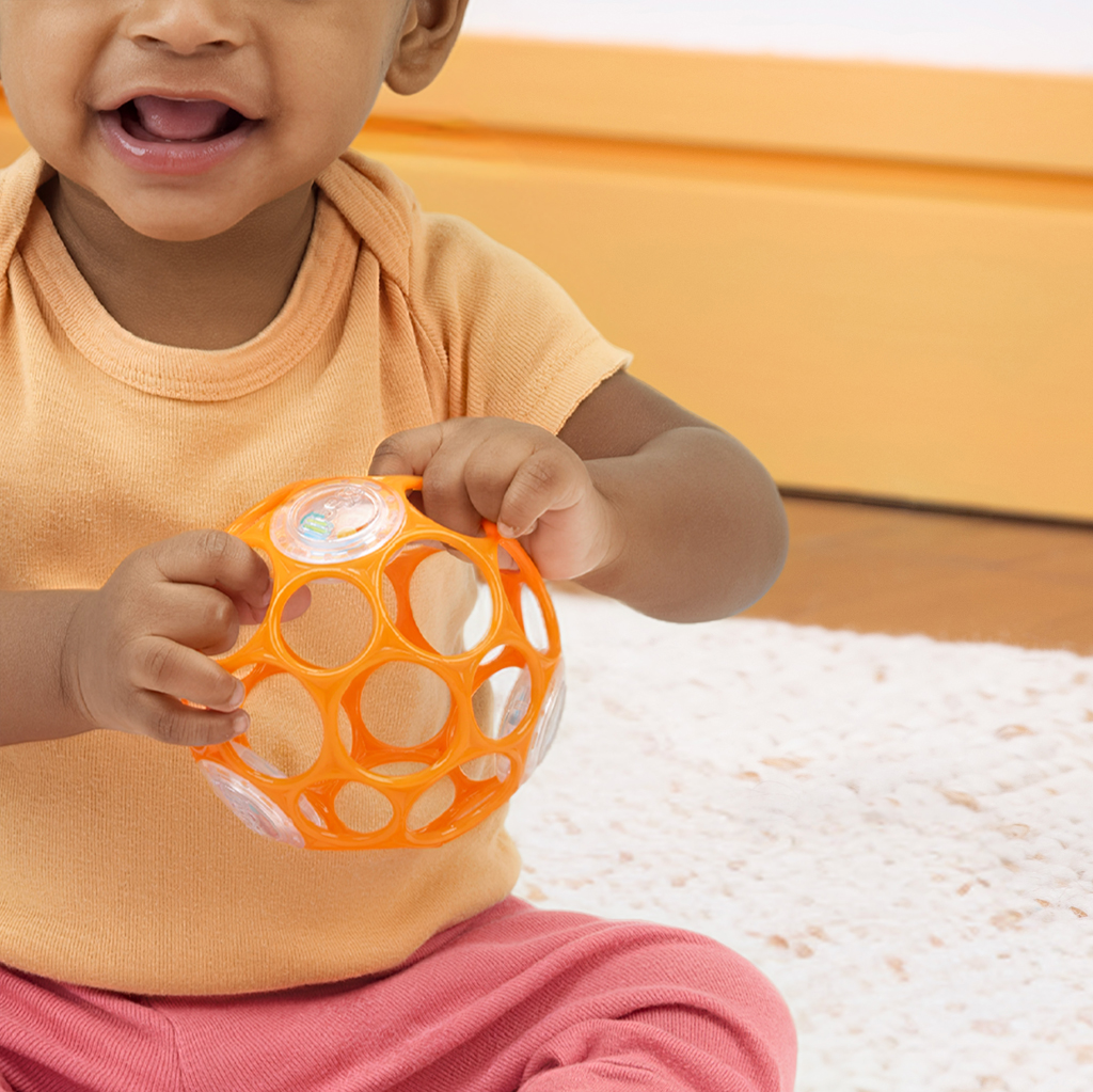 OBALL Hračka Oball RATTLE 10 cm orange 0m+
