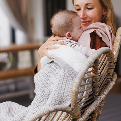 BABYONO Deka bavlnená s fleecovou podšívkou 75 x 100 cm sivá