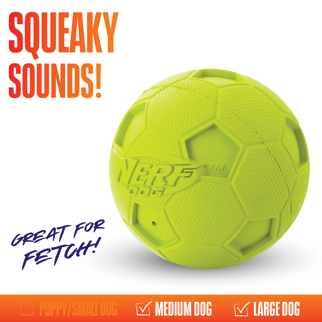 NERF DOG Hračka pre psov gumová pískacia futbalová lopta 10 cm