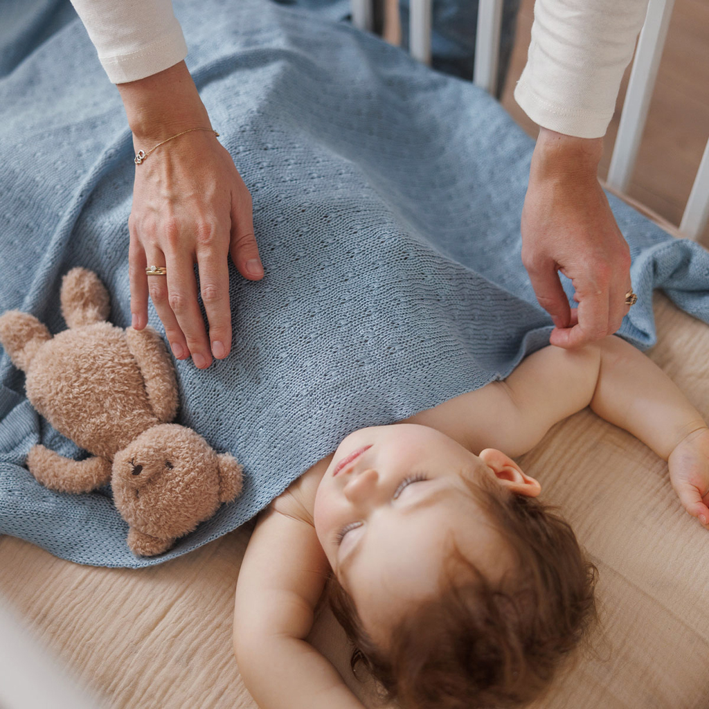 BABYONO Deka pletená bambusová Blue