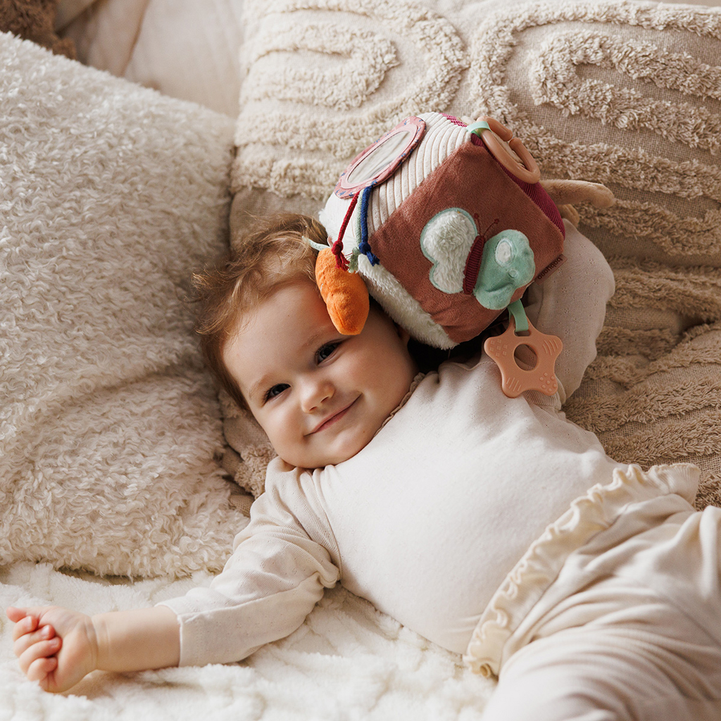 BABYONO Kocka sensorická Rabbit Karo 0m+