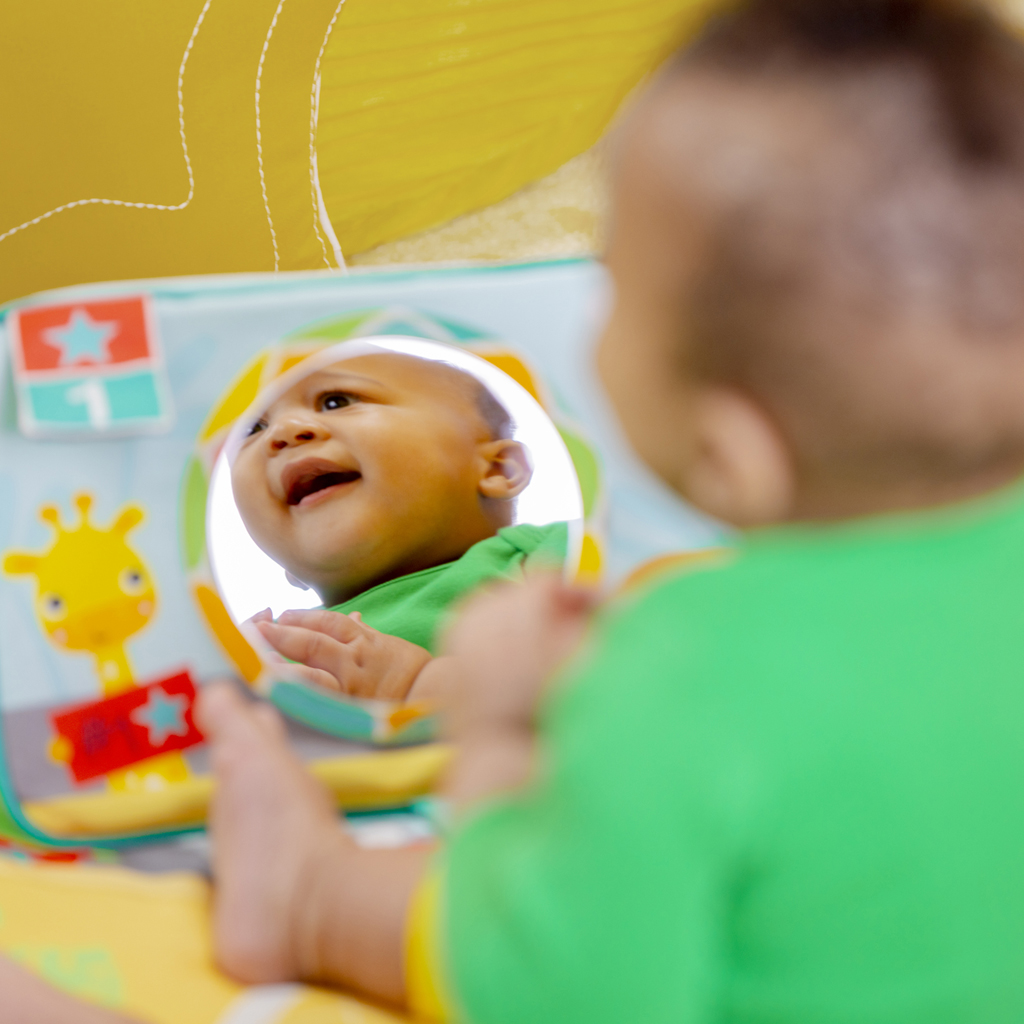 BRIGHT STARTS Deka na hranie s aktivitami Oball Grip & Kick™ 0m+