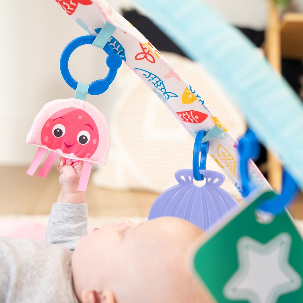 BABY EINSTEIN Deka na hranie s aktivitami 4v1 Kickin’ Tunes™ Jellyfish Jamboree™ 0m+
