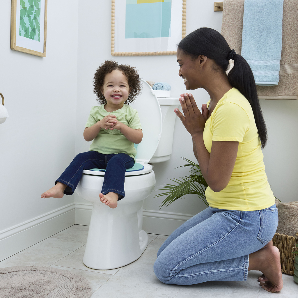BRIGHT STARTS Redukcia na WC nalepovacia Flip & Sit™ STITCH™ 18m+, do 23kg