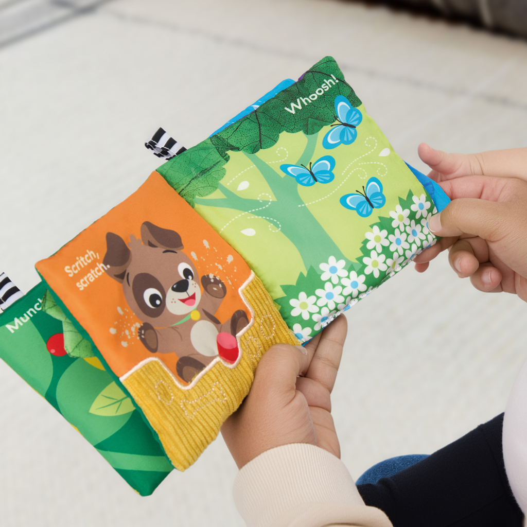 BABY EINSTEIN Kniha plná aktivít multisenzorická Nature Sounds™, 0m+