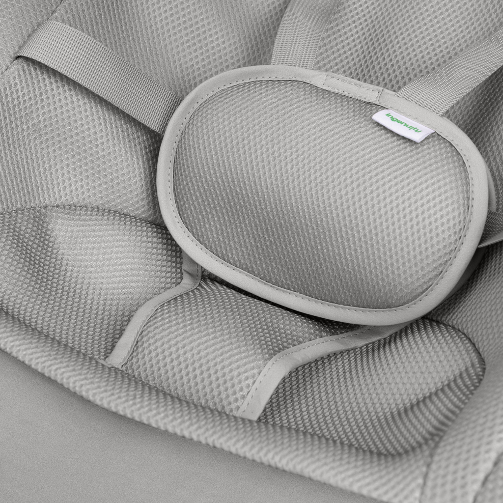 INGENUITY Lehátko hojdacia s vibráciou, pripravené na cesty Nestlé™ Grey, 0m+