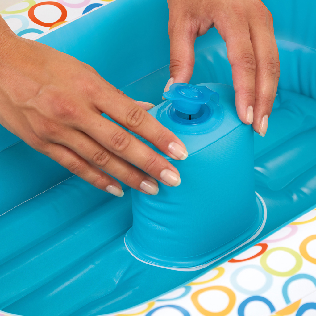 BRIGHT STARTS Vanička a bazén s loptičkami Bathe & Giggle™ 2 v 1, 6m+