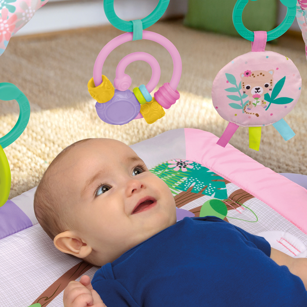 BRIGHT STARTS Deka na hranie pre rozvoj motoriky a zmyslov Treetop Bloom™, 0m+