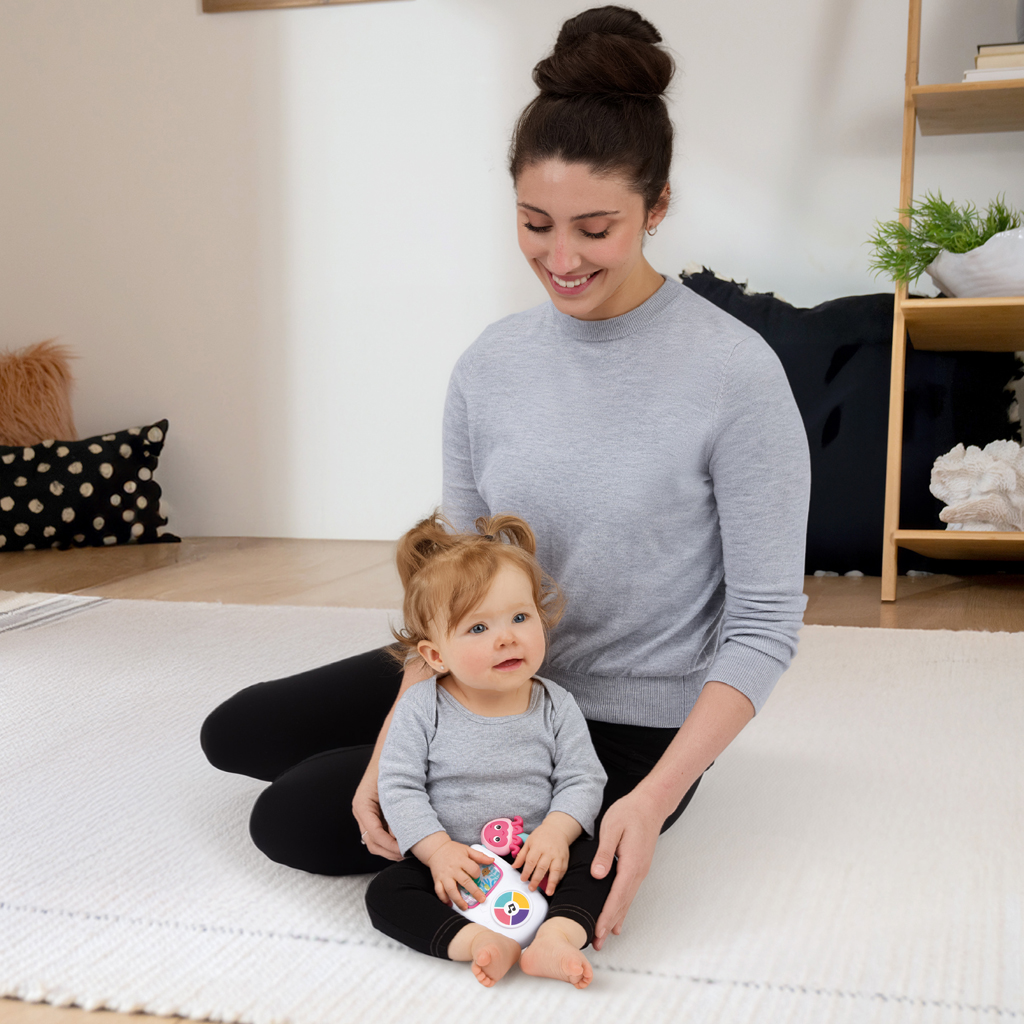 BABY EINSTEIN Hračka hudobná multisenzorická Tunes Jammin Janet™, 3m+