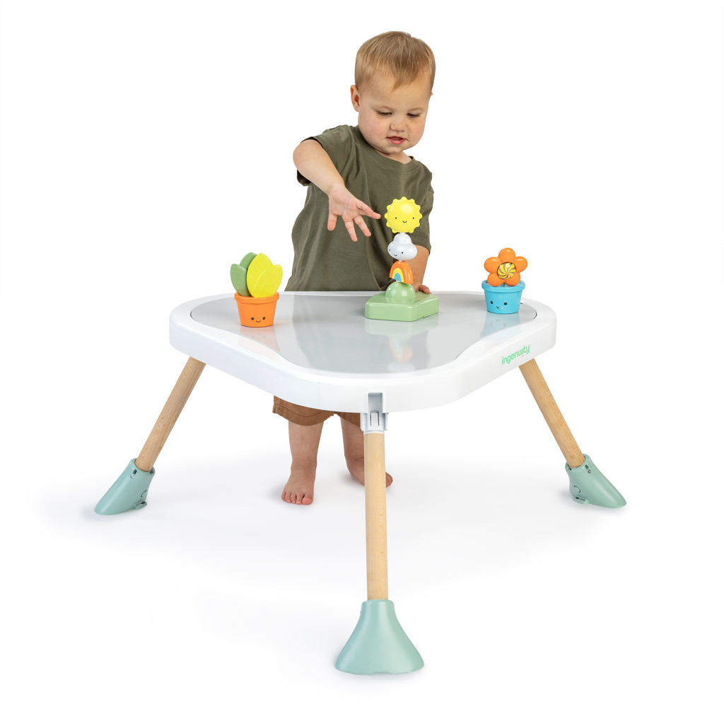 INGENUITY Aktivitné centrum so skákadlom a stolíkom 3v1 PlayStage™, 6m+