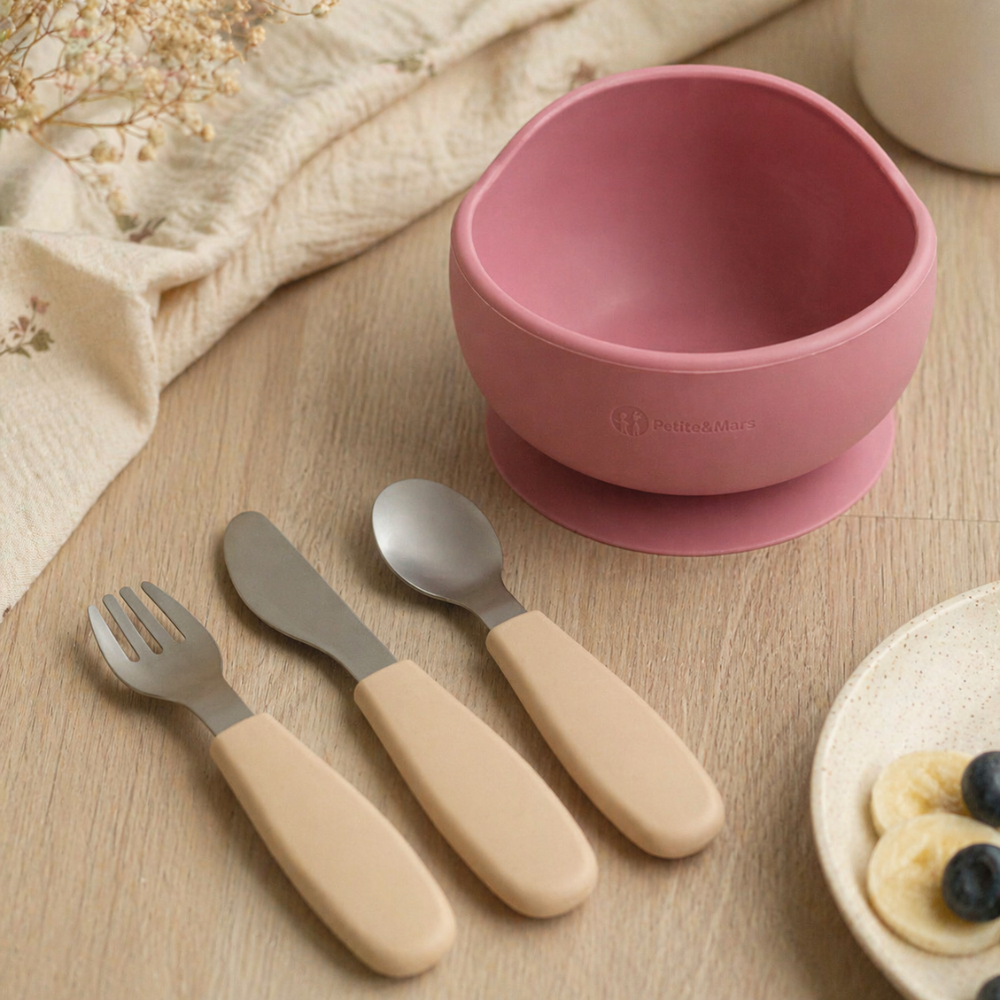 PETITE&MARS Sada príborov z nerezovej ocele Take&Match Desert Sand 12m+