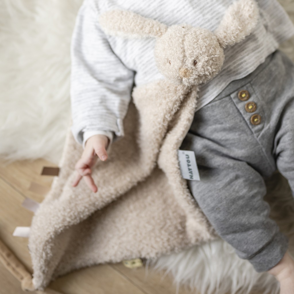 NATTOU Maznáčik plyšový maxi Teddy zajačik 28 x 28 cm, 0m+