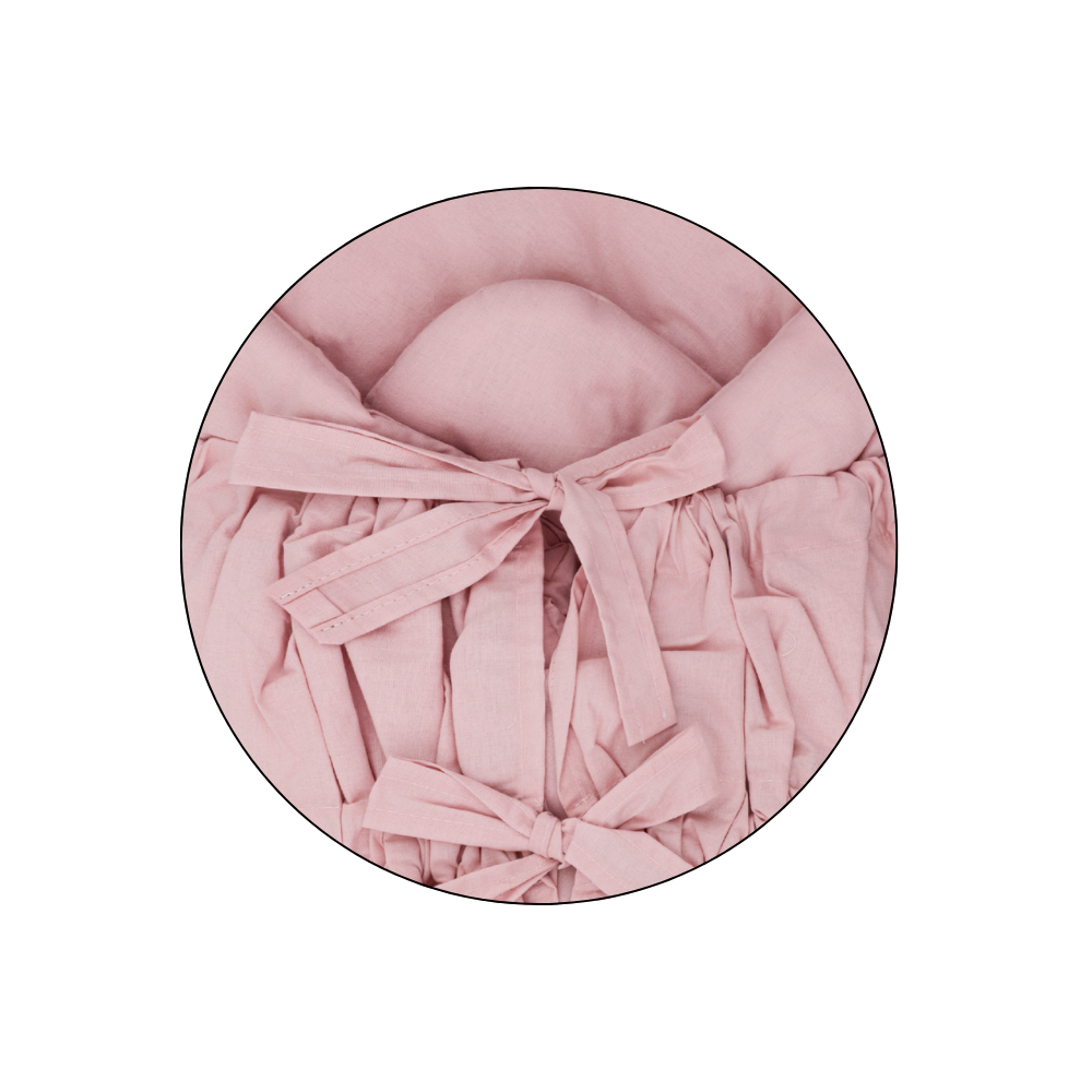 PETITE&MARS Zavinovačka šnurovacia Nurse s pevnou kokosovou vložkou Dusty Pink 75x75 cm