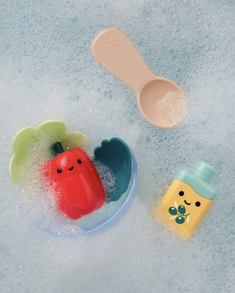 SKIP HOP Sada do vany Tub to table café 12m+ - Zábavný salát