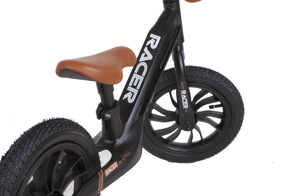 QPLAY Odrážadlo Racer air (Titanium) Black/ Brown, vek 3 - 6 rokov, do 30 kg