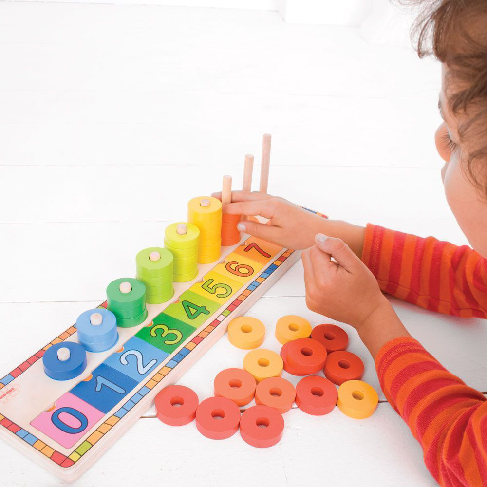 BIGJIGS TOYS Doska nasadzovania s číslami