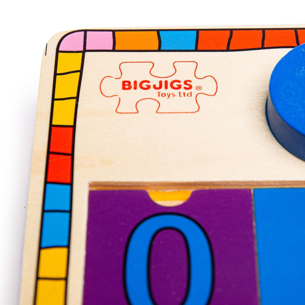 BIGJIGS TOYS Doska nasadzovania s číslami
