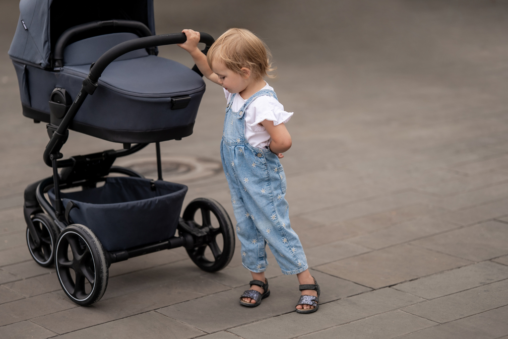 EASYWALKER Set XL kočárek kombinovaný Harvey NXT s příslušenstvím Mocha Brown