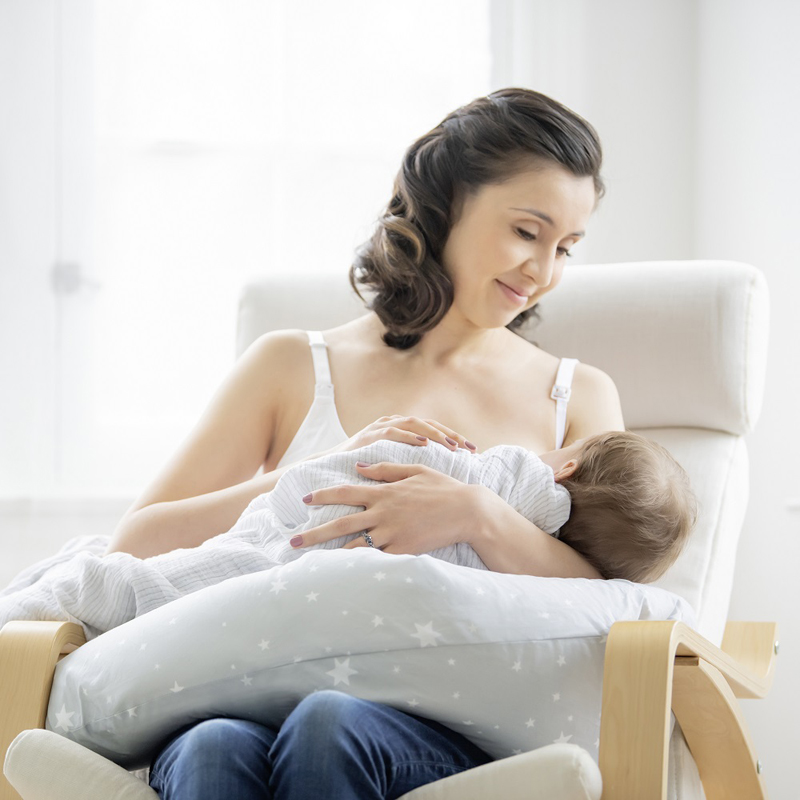 MEDELA Vankúš pre tehotné a dojčiace ženy