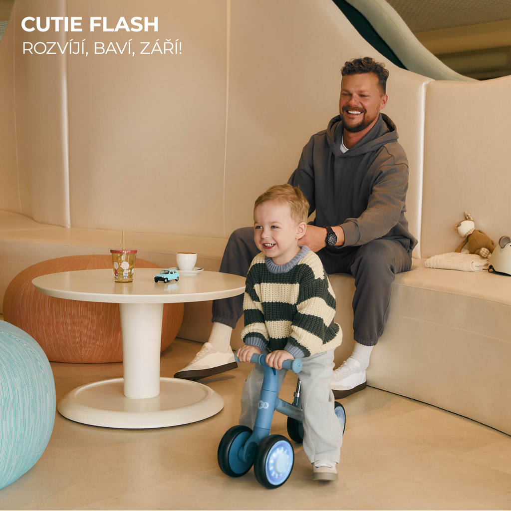 KINDERKRAFT Odrážadlo Cutie Flash Pink