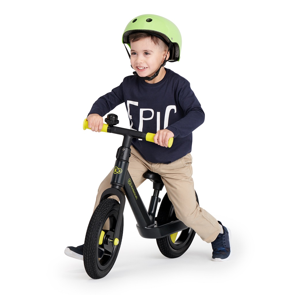 KINDERKRAFT SELECT Odrážadlo Goswift Black Volt, Premium