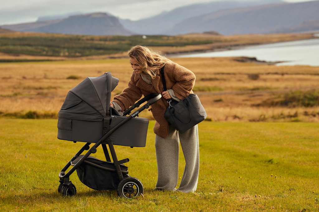 LIONELO Kočík kombinovaný Amber Plus 3v1 Beige Sand