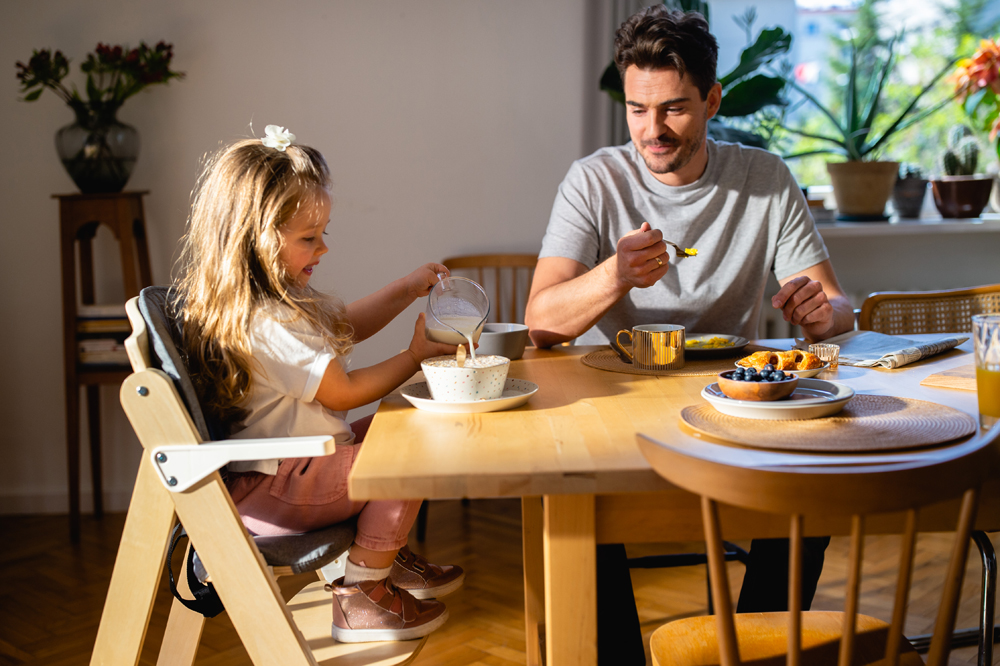 LIONELO Jedálenská stolička Floris White Natural