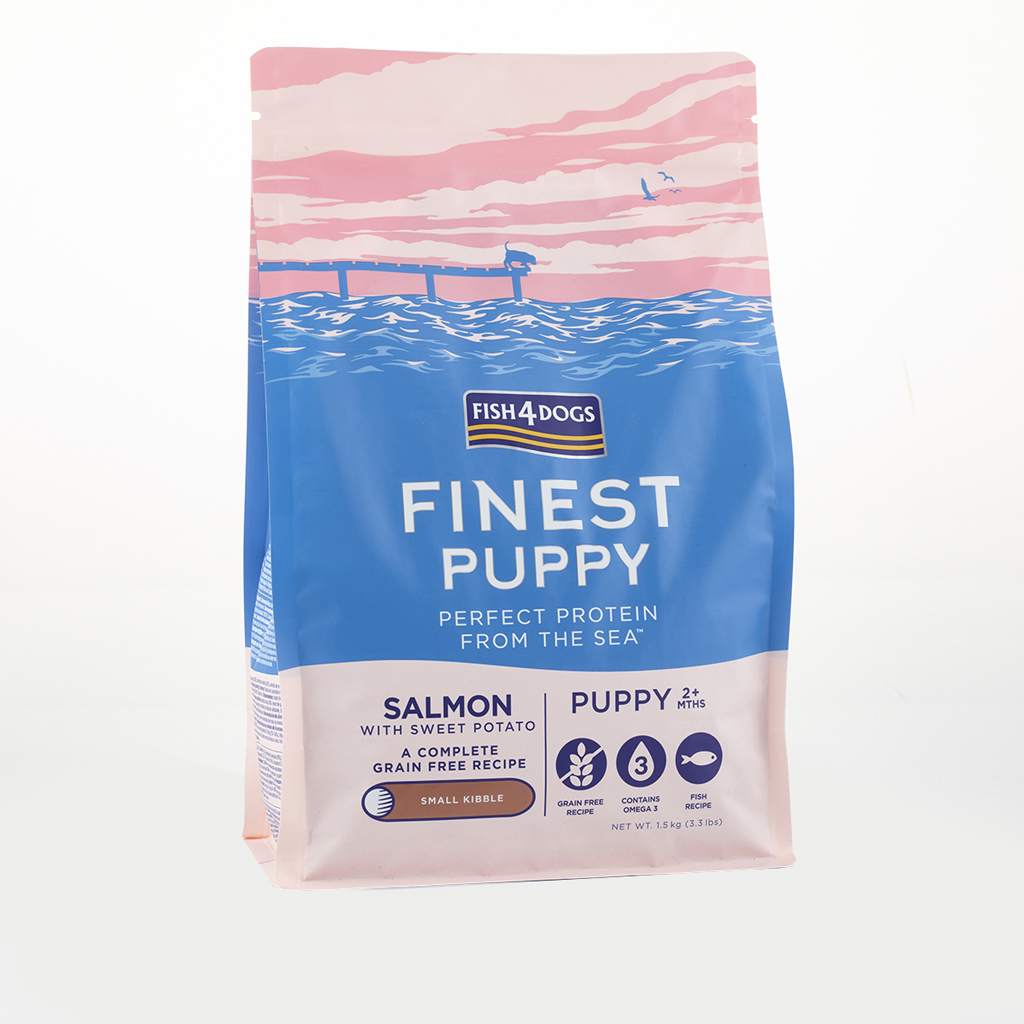 FISH4DOGS Granule malé pre šteniatka Finest losos so sladkými zemiakmi 12 kg, 2m+