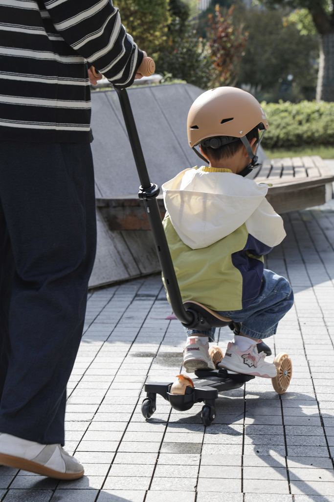 QPLAY Kolobežka / odrážadlo Sema Evo s LED svetlami Jade Green, vek 1 - 6 rokov, do 50 kg