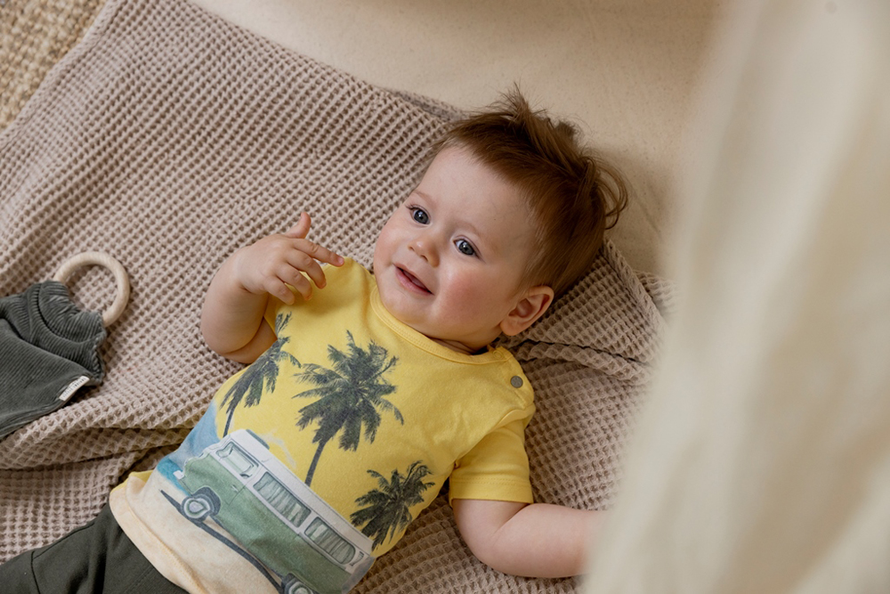 DIRKJE Tričko kr. rukáv žltá chlapec veľ.56