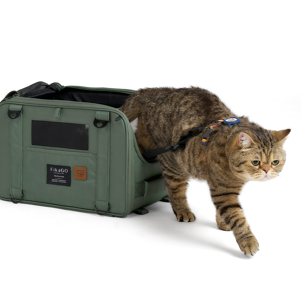 FIKAGO Nosič cestovný pre psy a mačky Truffle Plus Green