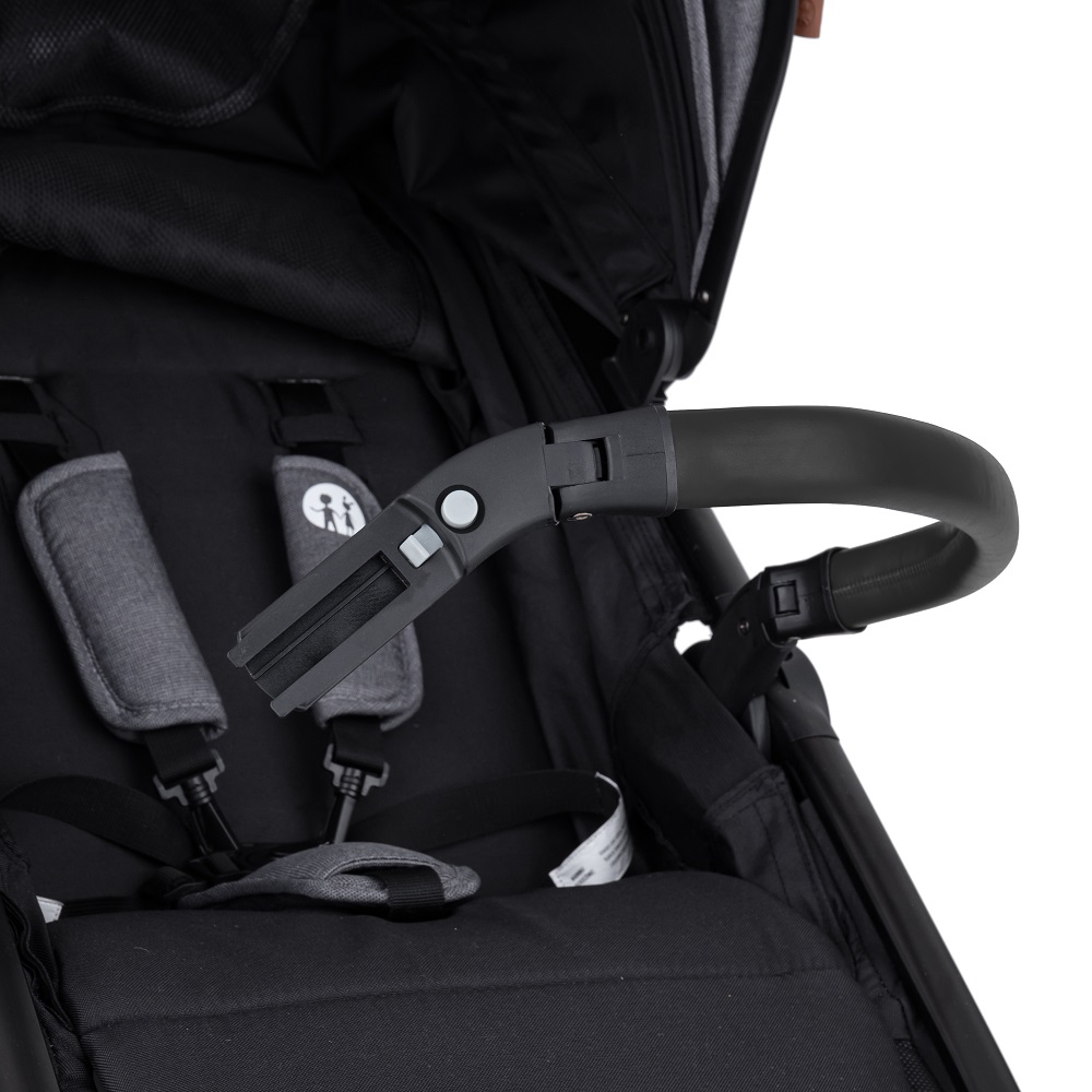 PETITE&MARS Kočík Street+ RWS Black Limited 100 Kingdom