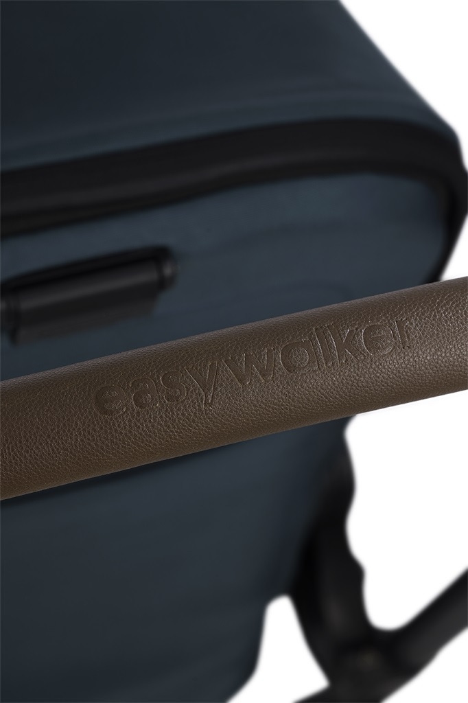 EASYWALKER SET Kočík 4v1 Harvey⁵ Premium 2v1 Jade Green LITE RWS + CYBEX Aton B2 i-Size + základňa