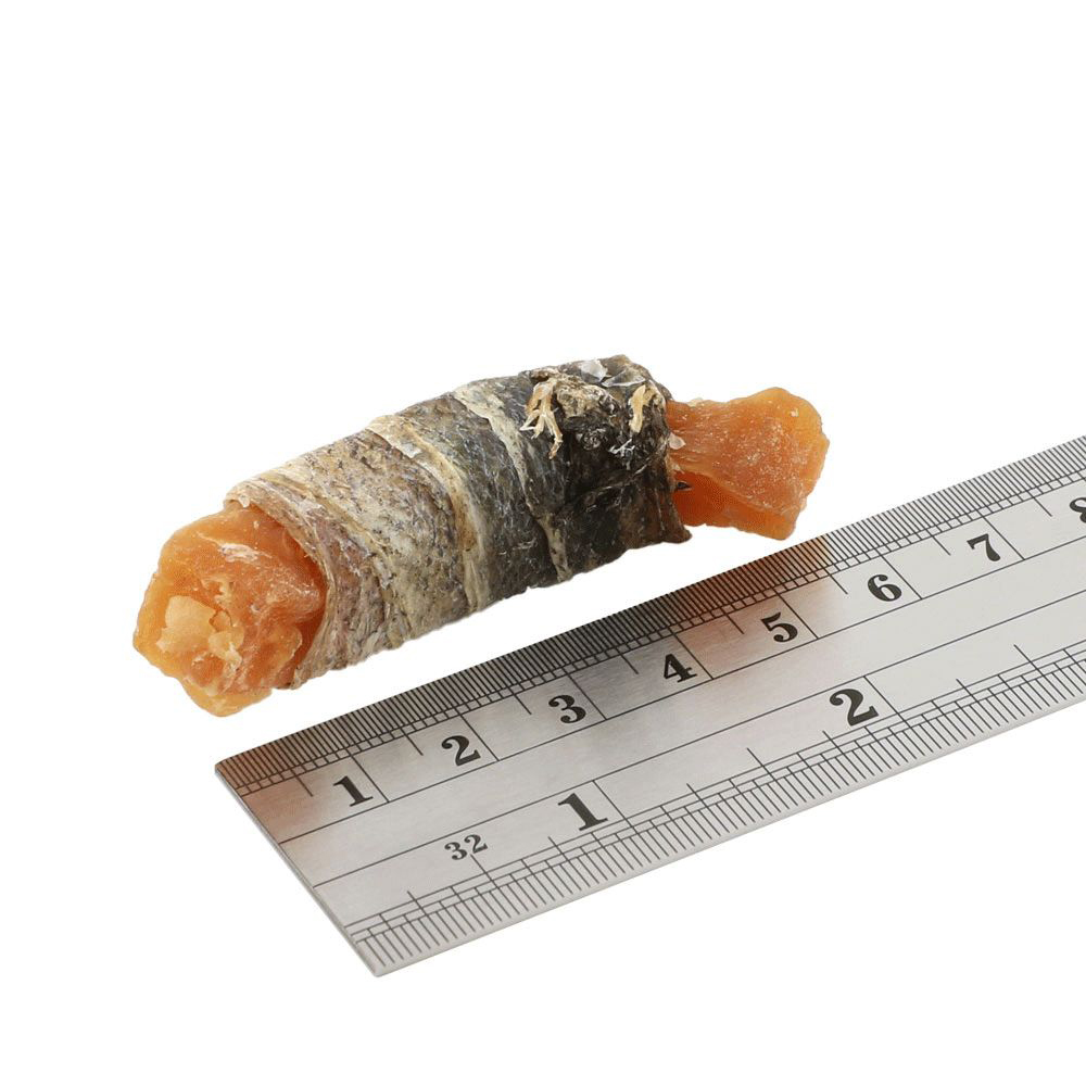 FISH4DOGS Maškrty pre psov LOVE rybie závitky s batátom 100 g