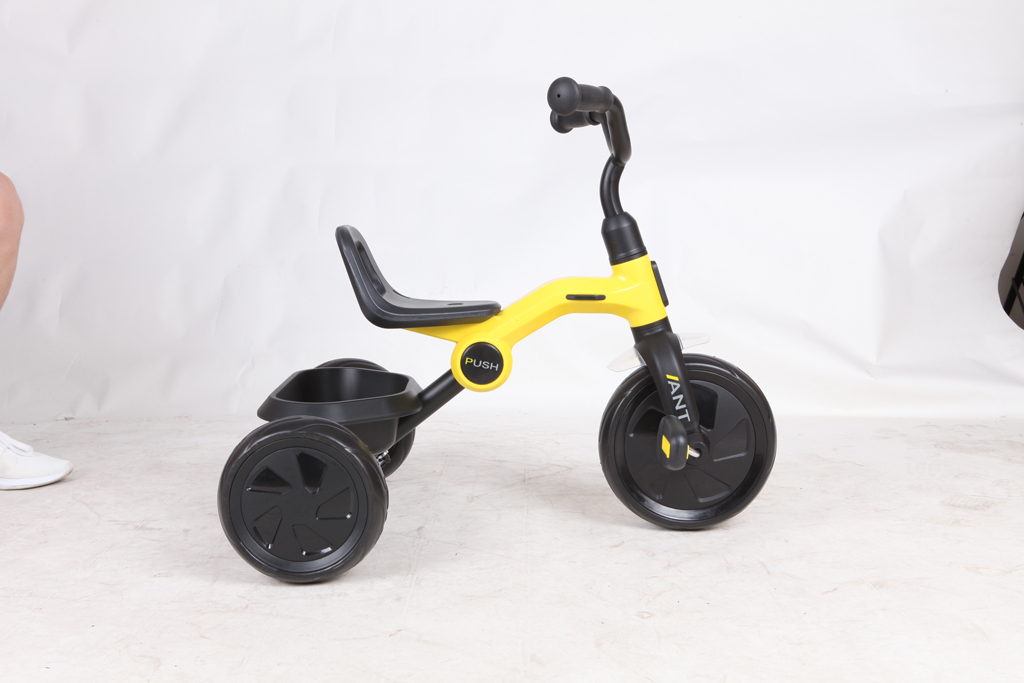 QPLAY Trojkolka Ant Yellow, vek 2-6 rokov