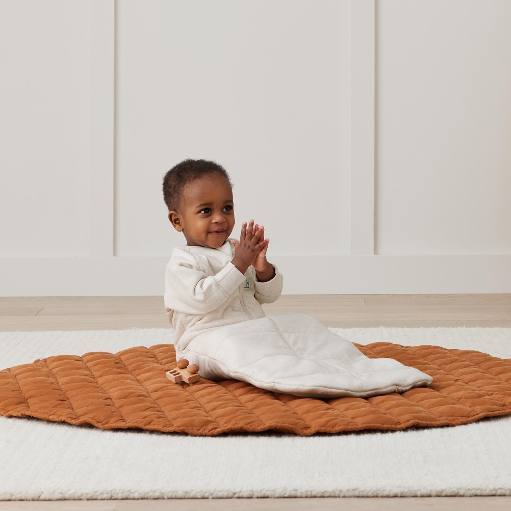 ERGOPOUCH Pytel na spaní s rukávy organická bavlna Jersey Oatmeal Marle 8-24 m, 8-14 kg, 3,5 tog